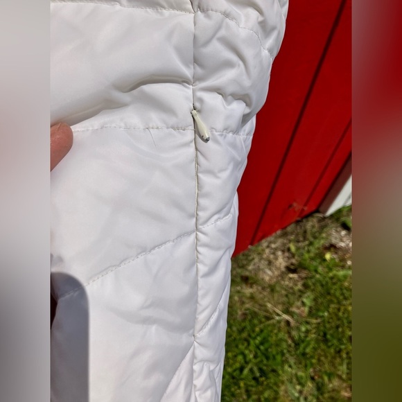 Kenneth Cole Reaction Large Down Women’s Puffer Vest White Size L - Picture 11 of 11
